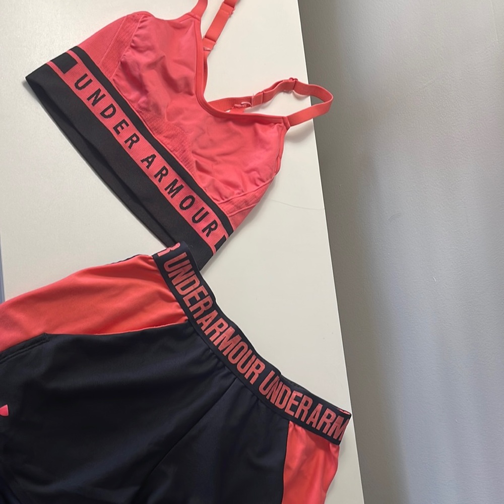 Sports bra and short set